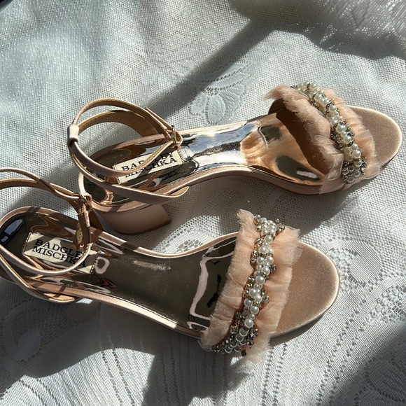 Badgley Mischka Talitha Tulle Trim Block Heel Sandals 7.5 - Picture 3 of 5